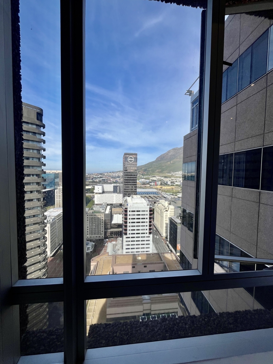 2 Bedroom Property for Sale in Cape Town City Centre Western Cape